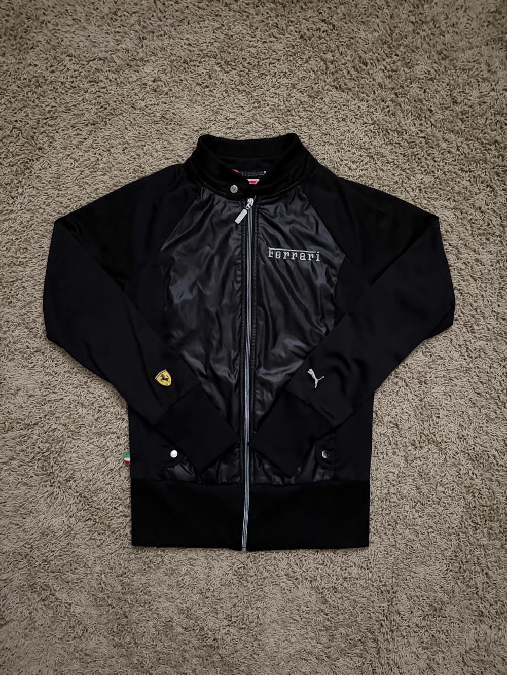Ferrari Puma Women’s Bomber Black Full Zip Jacket Size Small